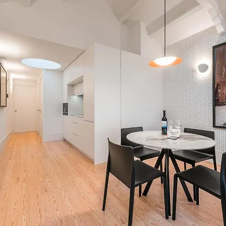 Guestready - Taipas Historical Penthouse Porto